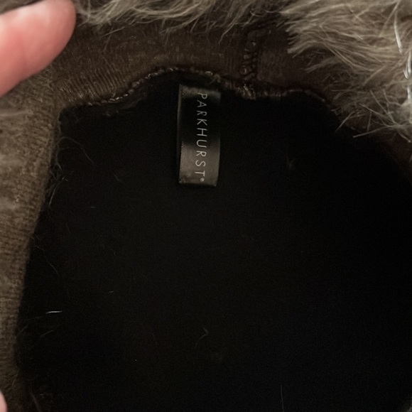 Russian Faux Fur Hat - Picture 3 of 4